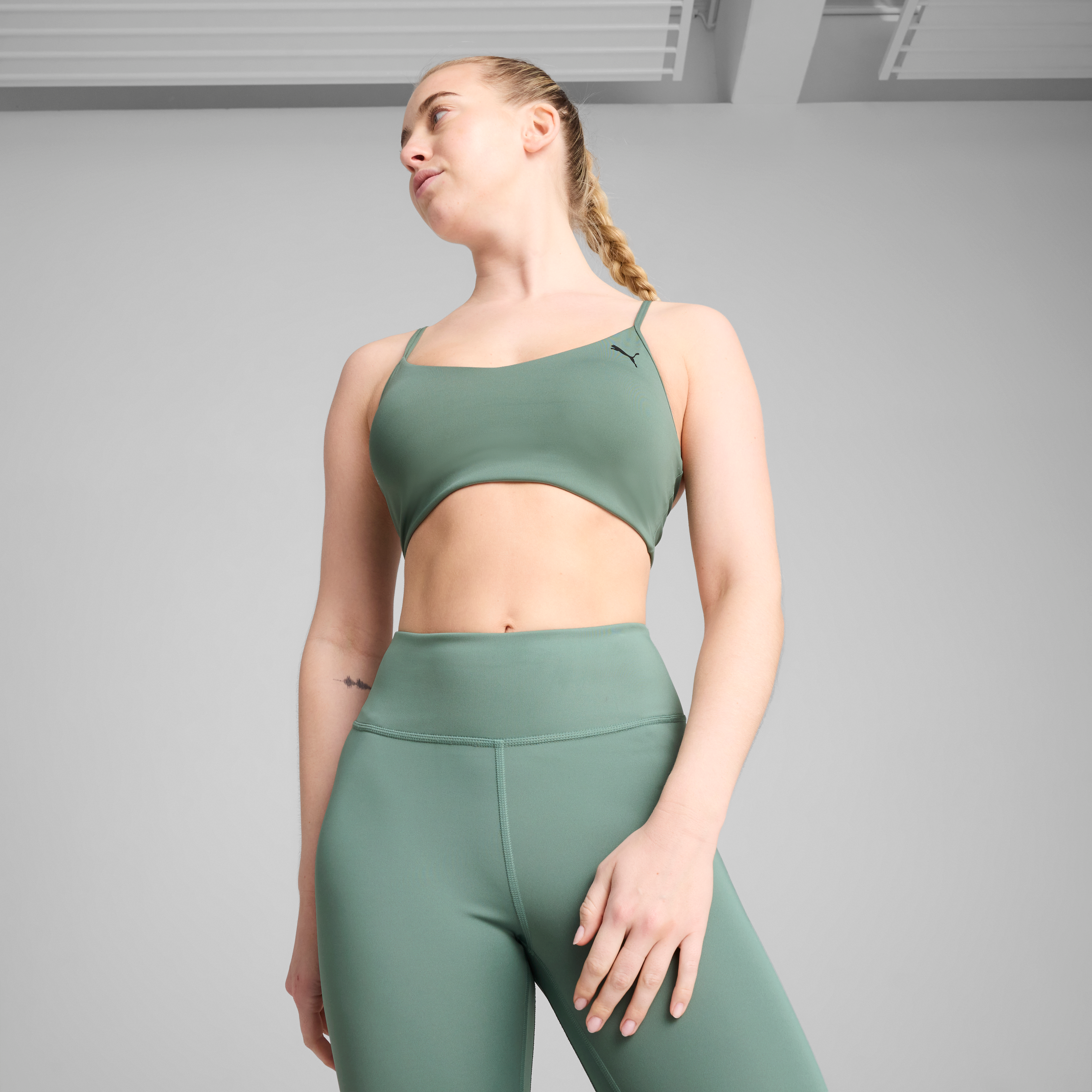 Womens Move Light Support Bra