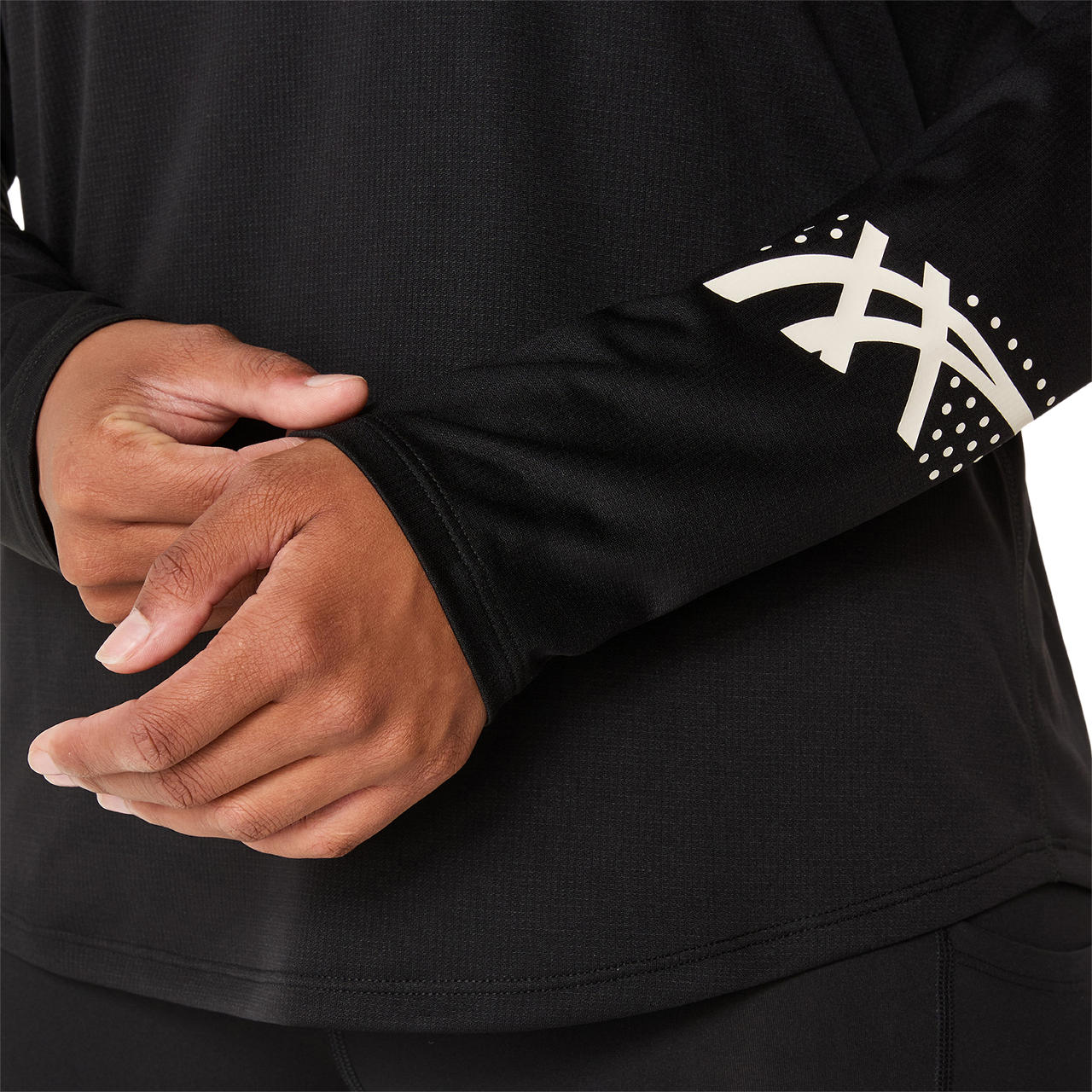 Womens Icon 1/2 Zip Long Sleeve Tees