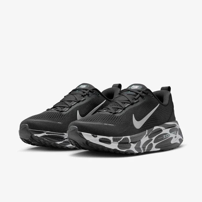 Mens Vomero 18 Running Shoe