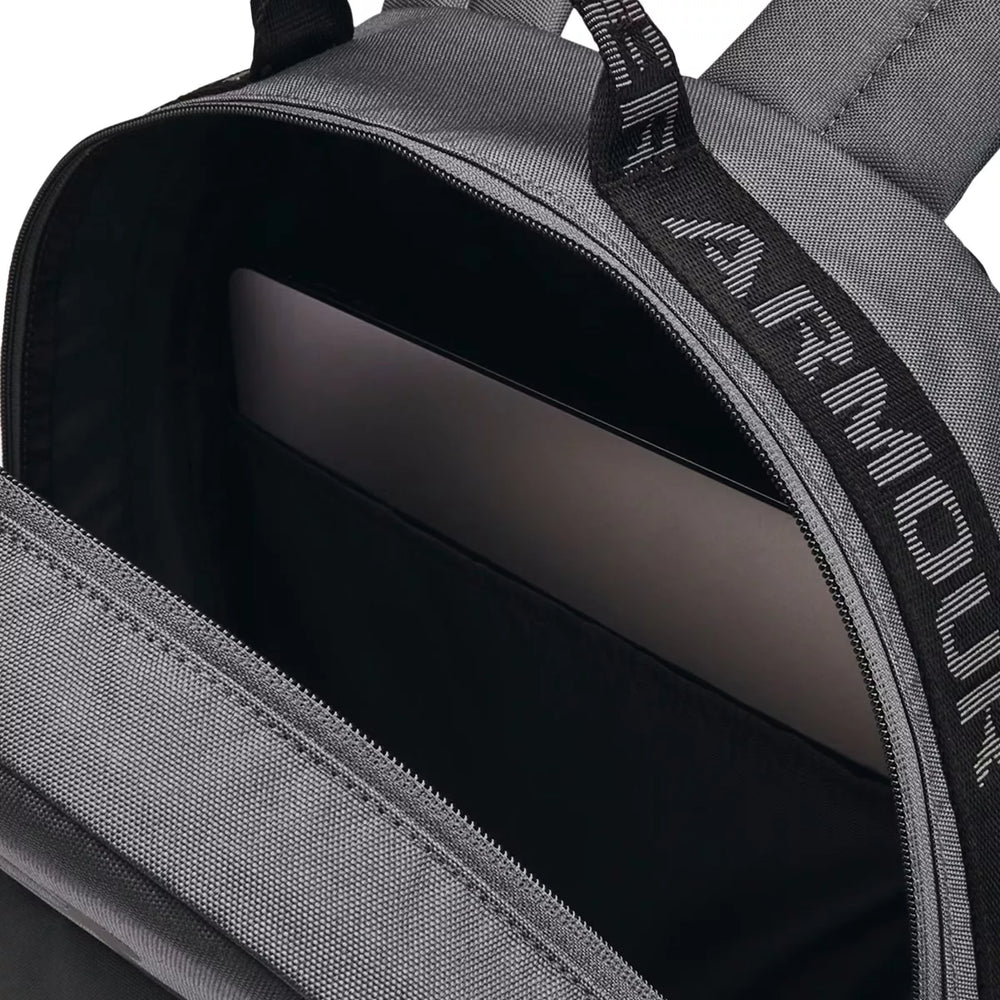 Unisex Essential Backpack