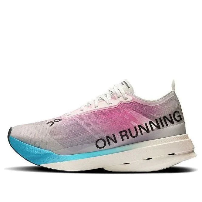 Womens Cloudboom Strike Running Shoe