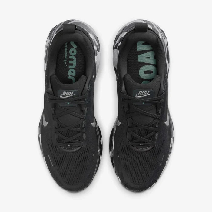 Mens Vomero 18 Running Shoe