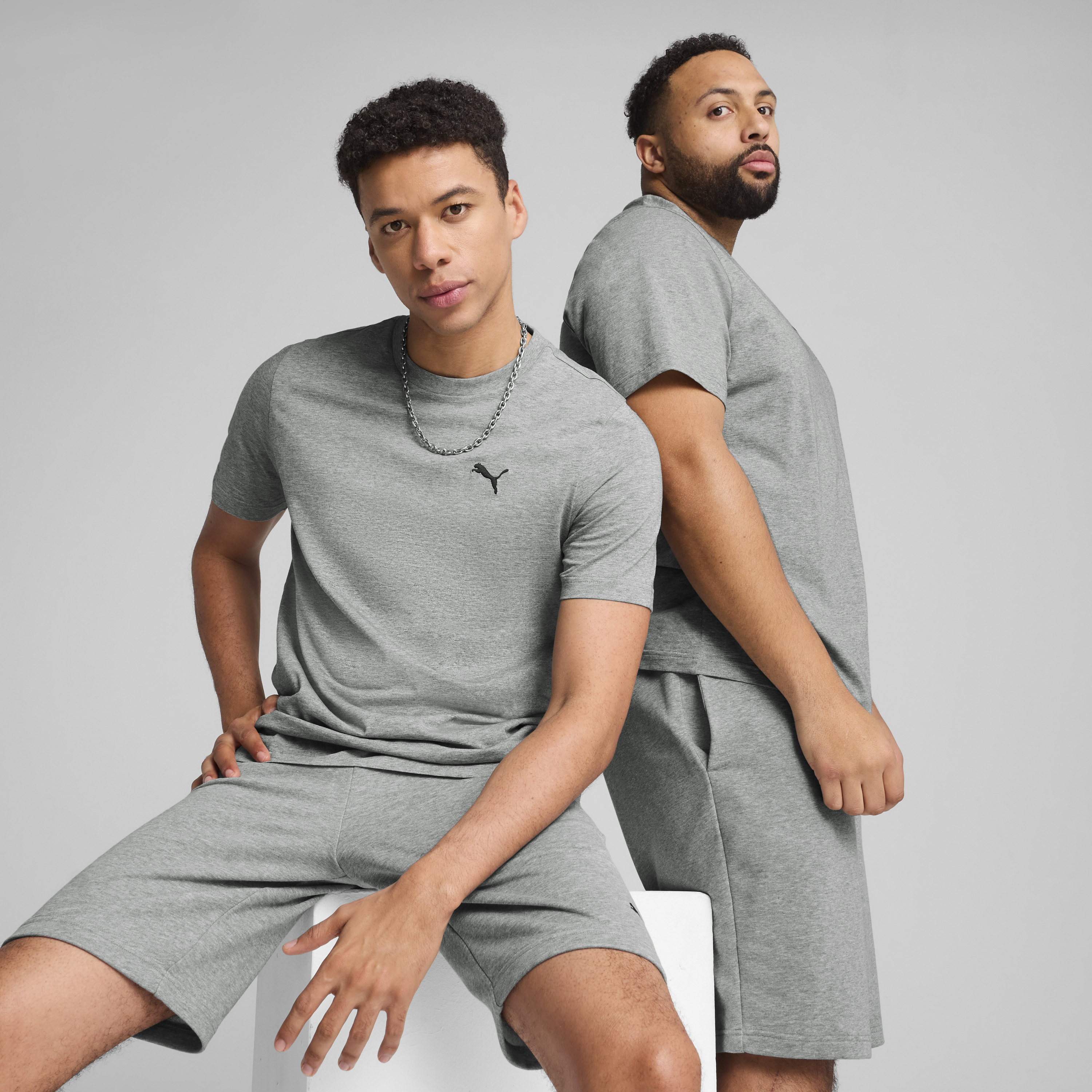 Mens Essential Small Logo Short Sleeve T-Shirt