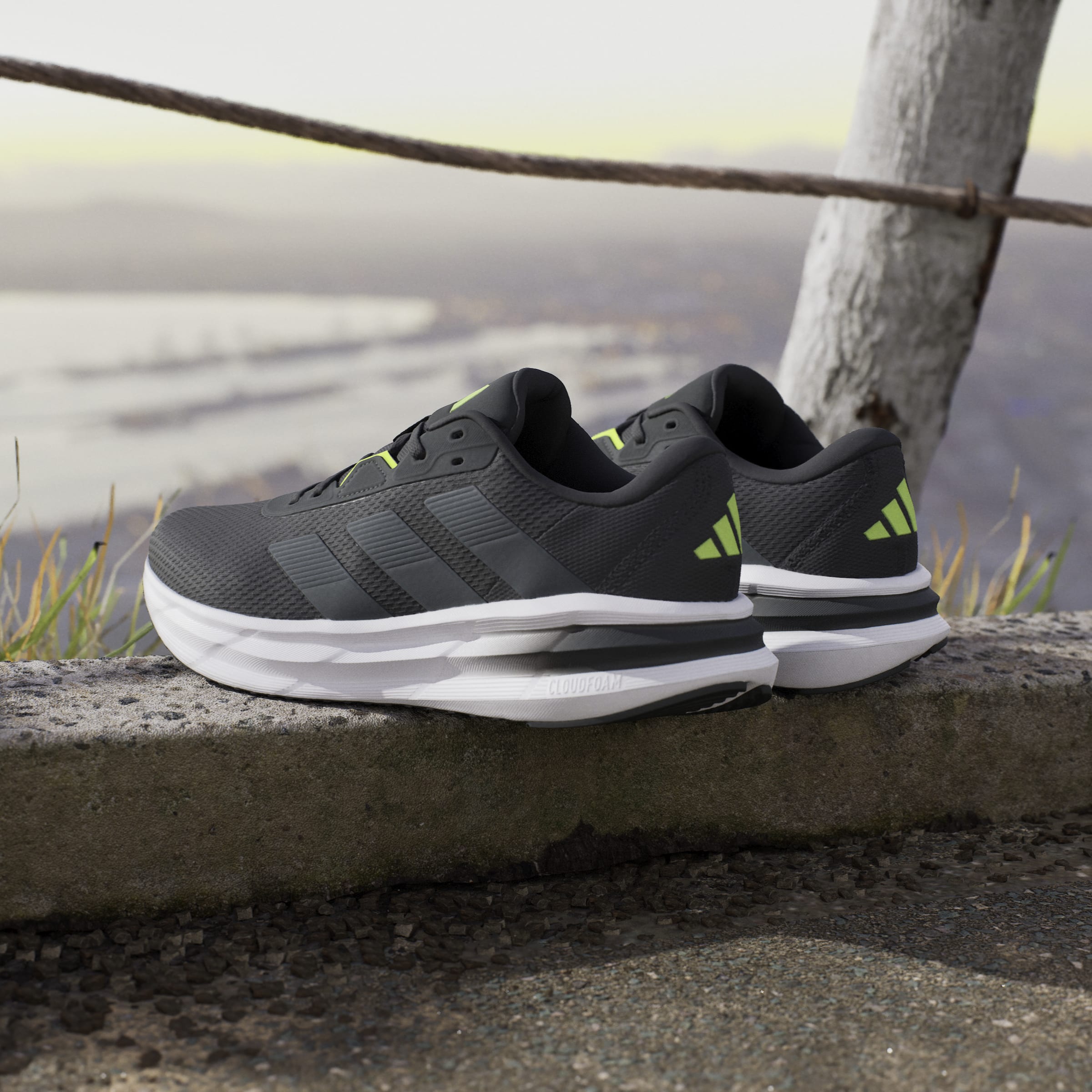 Mens Galaxy 7 Running Shoe