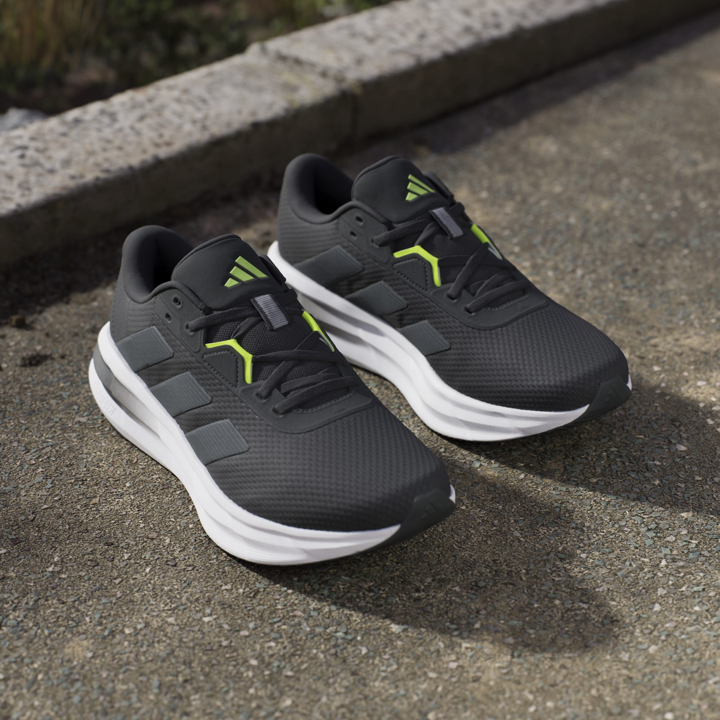 Mens Galaxy 7 Running Shoe