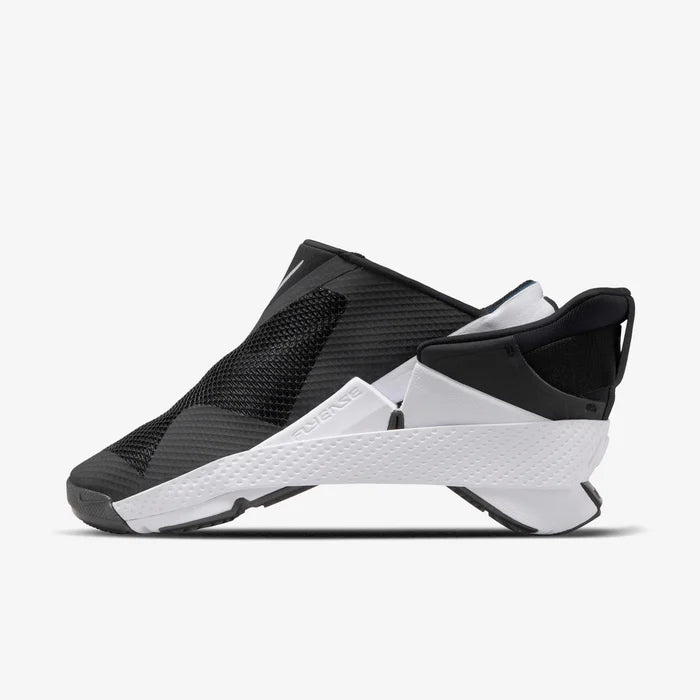 NIKE GO FLYEASE