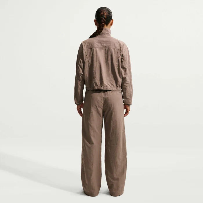 Womens Trend Woven Mid-Rise Pant