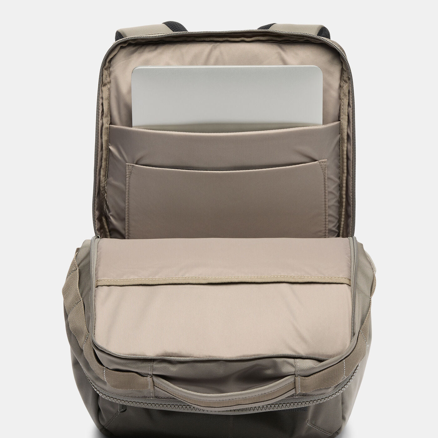 Star Range Square Backpack M