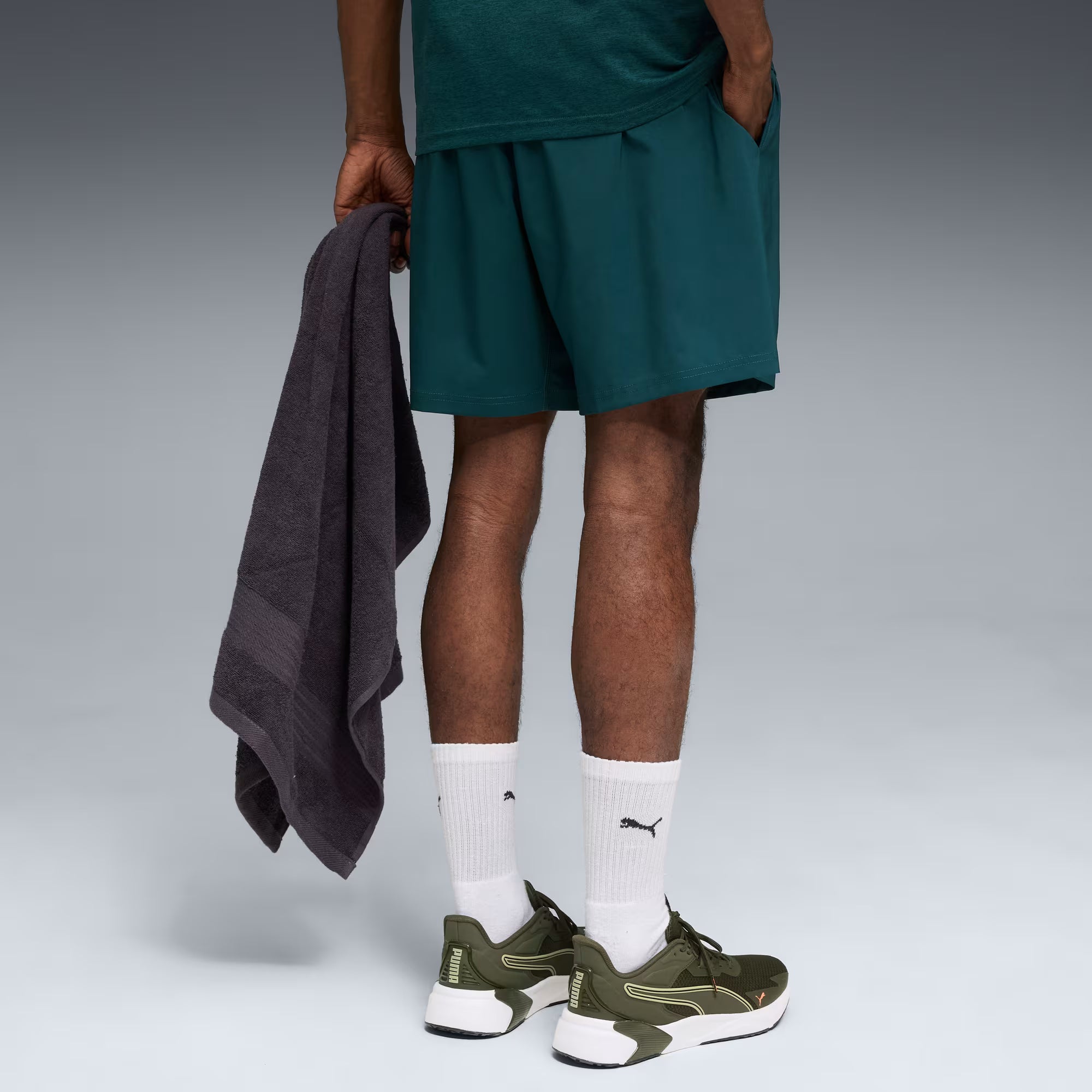 Mens Essentials 7 Inch Stretch Woven Short